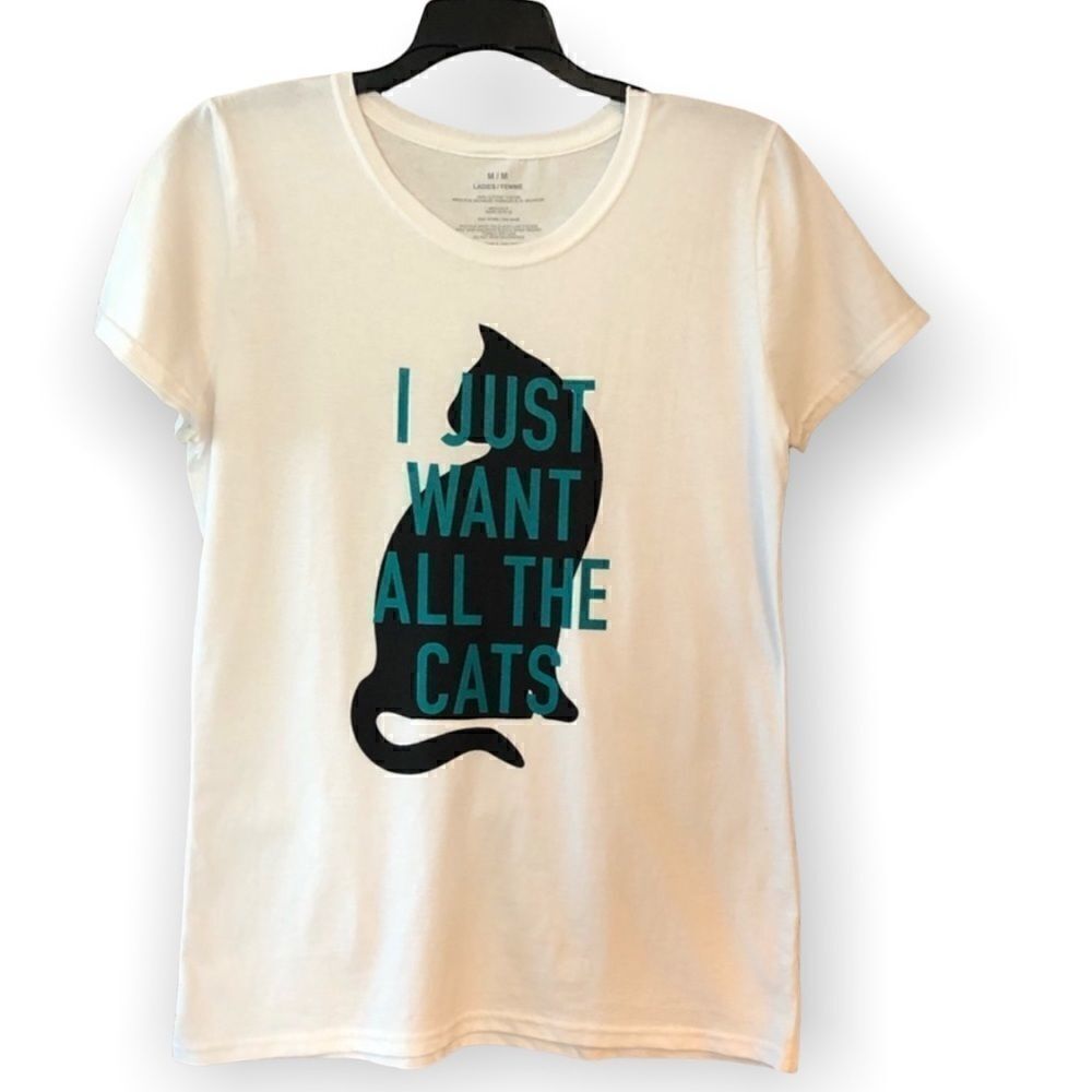 Michael’s NWOT M White Graphic All the Cats Kitschy Casual T-Shirt